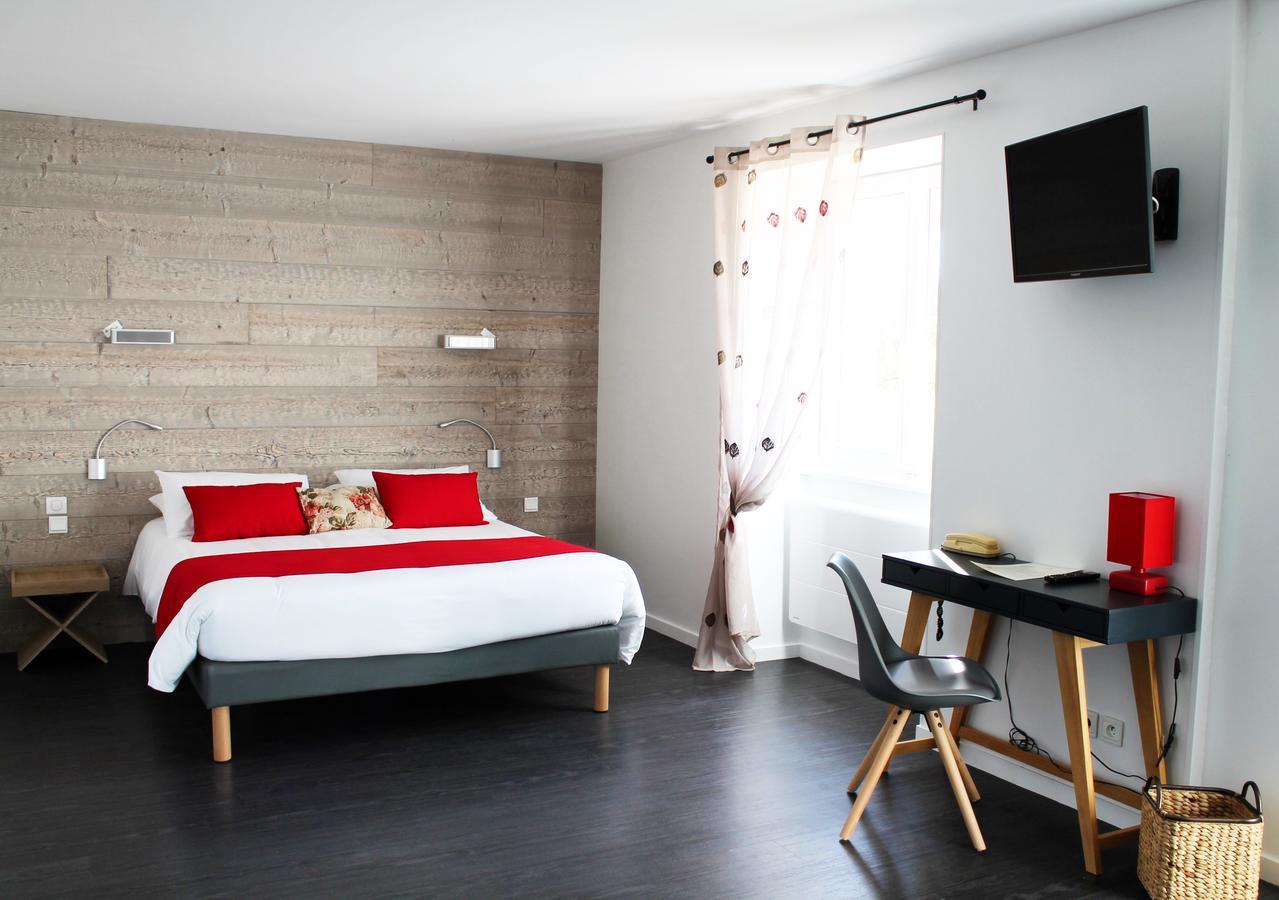 Logis Hotel "Ici M'Aime" Rouvray  Exterior photo