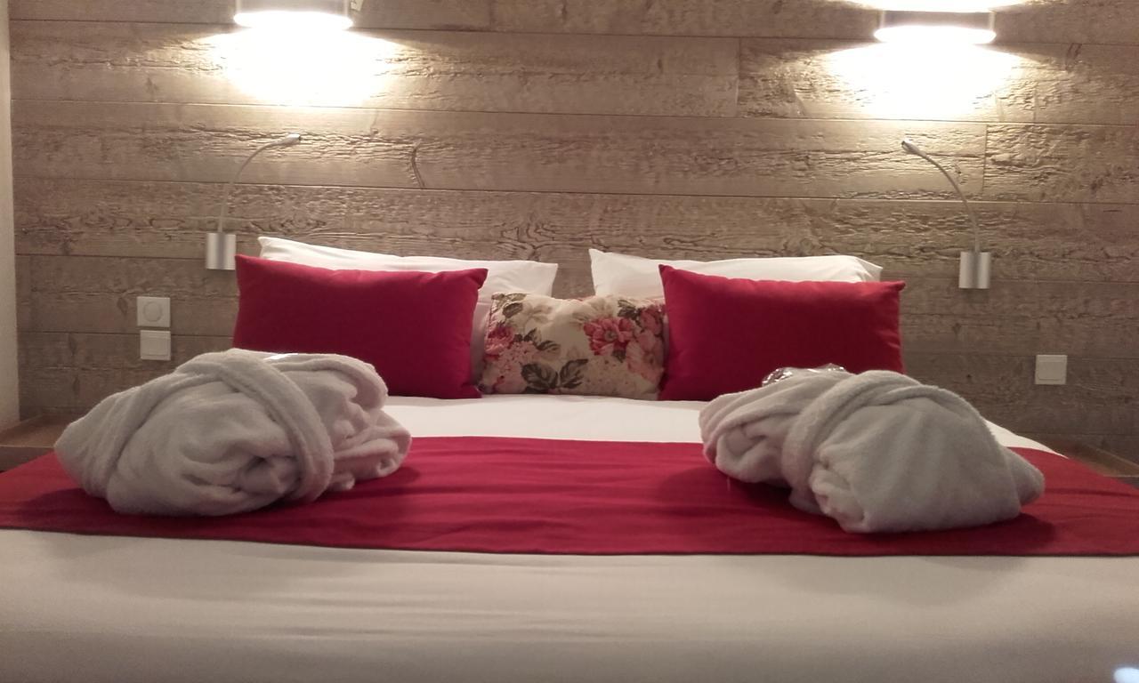 Logis Hotel "Ici M'Aime" Rouvray  Exterior photo